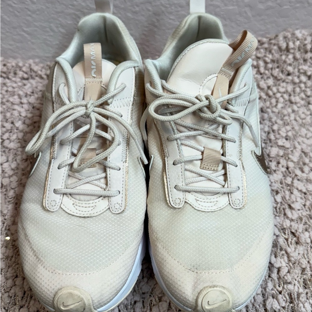 Nike Women's Air Max Pink, sz 8.5 - Picture 4 of 10